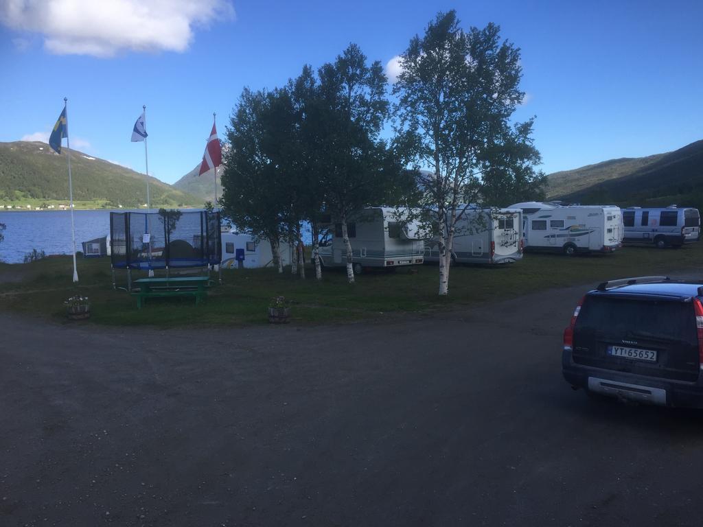 Camp Fjordbotn Hotel Galnslåtta Buitenkant foto