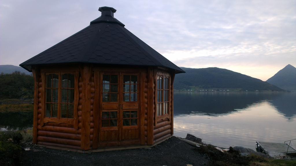 Camp Fjordbotn Hotel Galnslåtta Buitenkant foto